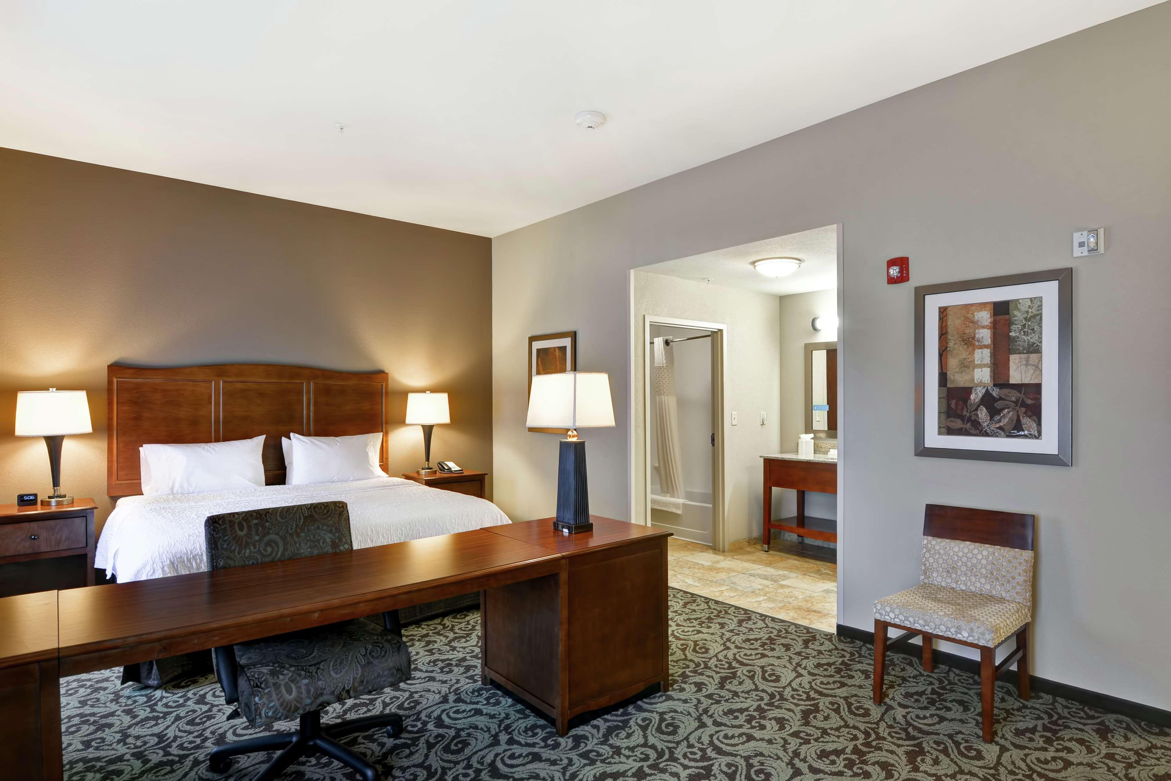 Hampton Inn And Suites New Hartford/Utica Exterior foto